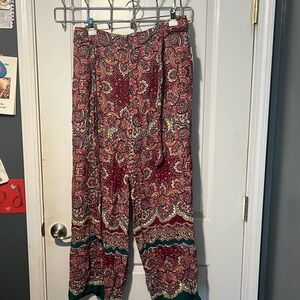 Women’s wide leg flowy pants